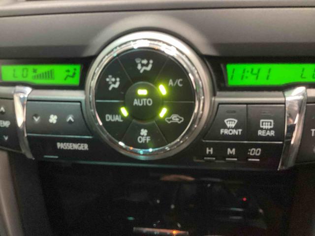 マークＸ ２５０Ｇ　Ｓパッケージ　フロアシフト　パドルシフト　電子カードキー　プッシュスタートスイッチ　カーナビ　バックモニター　フォグランプ　アルミホイール（35枚目）