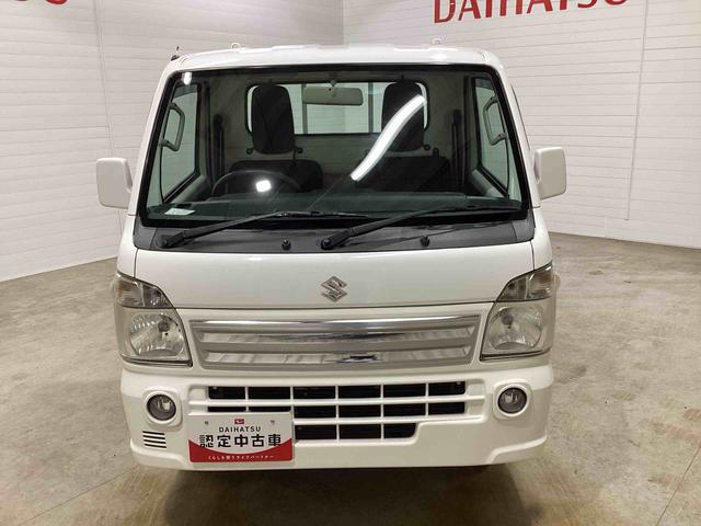 キャリイトラック KX 5速MT車 ハイロー切り替え4WD車 デフロック 作業灯 パワーウィンドウ リモコンキー フォグランプ CDプレーヤー 運転席エアバッグ ABS(2枚目)