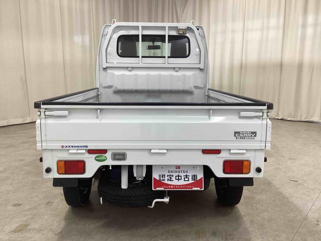 キャリイトラック KX 5速MT車 ハイロー切り替え4WD車 デフロック 作業灯 パワーウィンドウ リモコンキー フォグランプ CDプレーヤー 運転席エアバッグ ABS(3枚目)