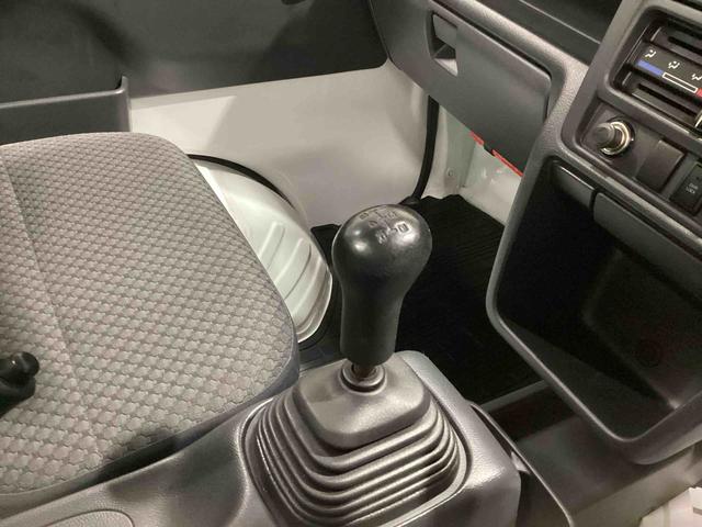 キャリイトラック KX 5速MT車 ハイロー切り替え4WD車 デフロック 作業灯 パワーウィンドウ リモコンキー フォグランプ CDプレーヤー 運転席エアバッグ ABS(11枚目)