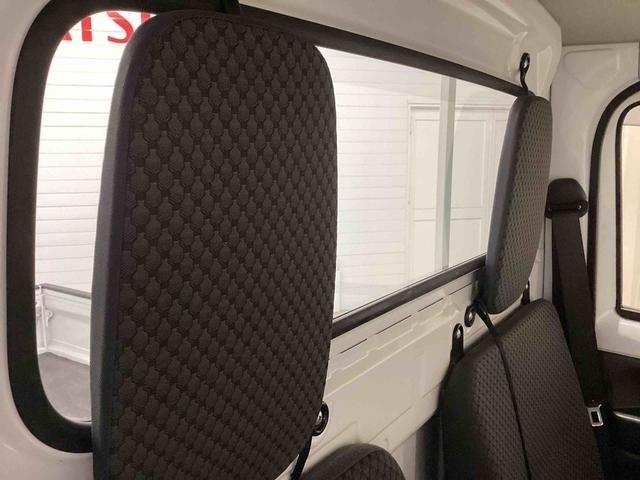 キャリイトラック KX 5速MT車 ハイロー切り替え4WD車 デフロック 作業灯 パワーウィンドウ リモコンキー フォグランプ CDプレーヤー 運転席エアバッグ ABS(18枚目)