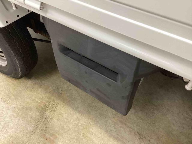 キャリイトラック KX 5速MT車 ハイロー切り替え4WD車 デフロック 作業灯 パワーウィンドウ リモコンキー フォグランプ CDプレーヤー 運転席エアバッグ ABS(41枚目)