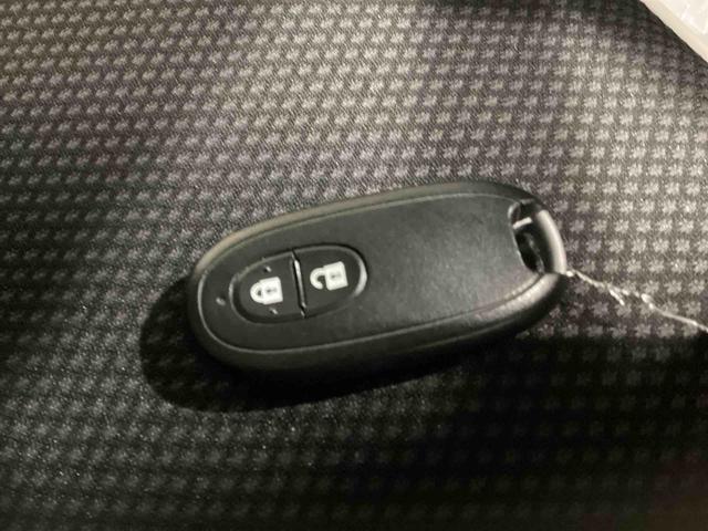 ハスラー Ｘ　インパネシフト　プッシュスタートスイッチ　電子カードキー　カーナビ　バックモニター　フォグランプ　アルミホイール　ＡＢＳ　ＥＴＣ車載器（31枚目）