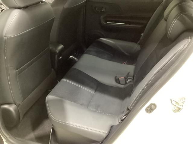アクア Ｇ　ＧＲスポーツ　フロアシフト　プッシュスタートスイッチ　電子カードキー　オートエアコン　ＡＢＳ　運転席助手席エアバッグ　フォグランプ（14枚目）