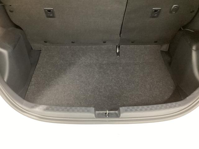 アクア Ｇ　ＧＲスポーツ　フロアシフト　プッシュスタートスイッチ　電子カードキー　オートエアコン　ＡＢＳ　運転席助手席エアバッグ　フォグランプ（18枚目）