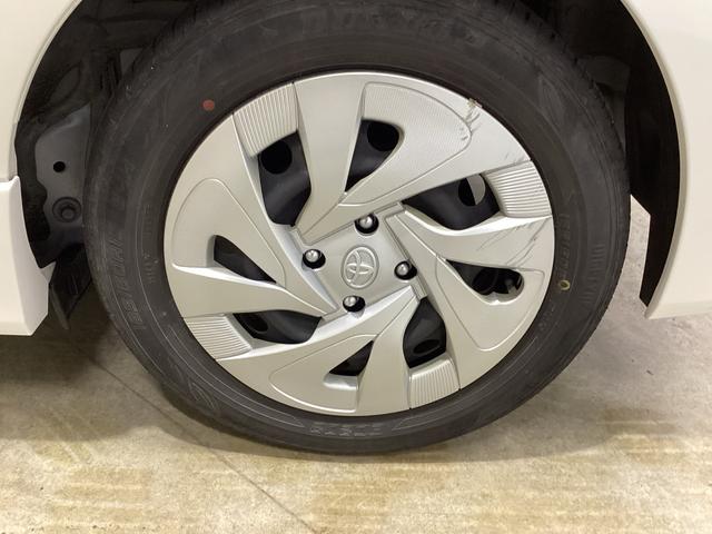 アクア Ｇ　ＧＲスポーツ　フロアシフト　プッシュスタートスイッチ　電子カードキー　オートエアコン　ＡＢＳ　運転席助手席エアバッグ　フォグランプ（20枚目）