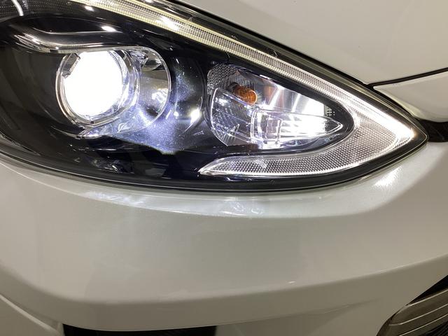 アクア Ｇ　ＧＲスポーツ　フロアシフト　プッシュスタートスイッチ　電子カードキー　オートエアコン　ＡＢＳ　運転席助手席エアバッグ　フォグランプ（23枚目）