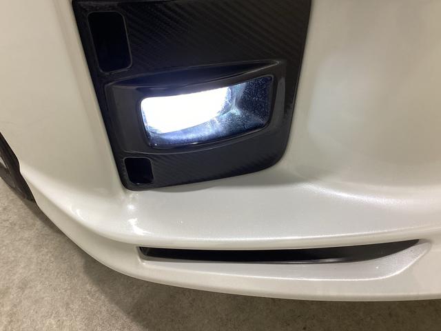 アクア Ｇ　ＧＲスポーツ　フロアシフト　プッシュスタートスイッチ　電子カードキー　オートエアコン　ＡＢＳ　運転席助手席エアバッグ　フォグランプ（24枚目）