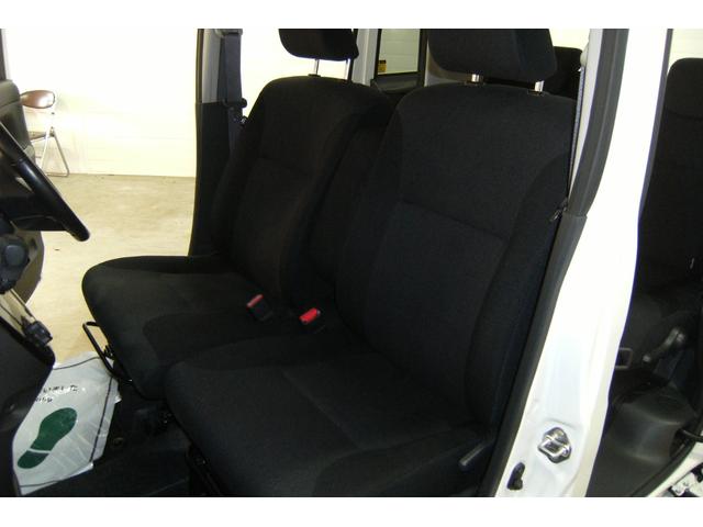 運転席・助手席全体像です