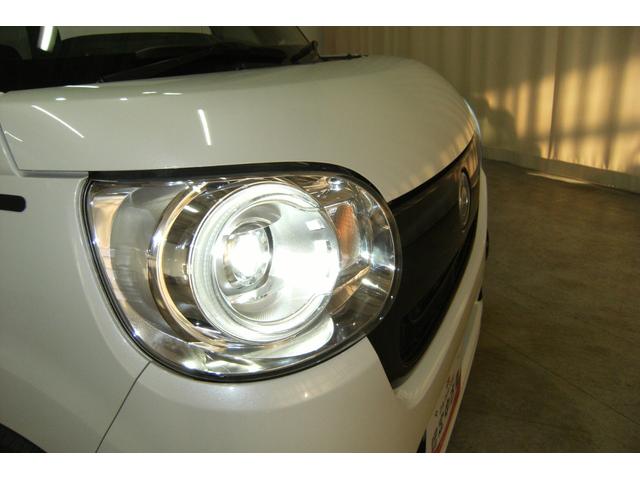 ヘッドライト点灯の写真です