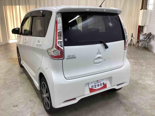 ｅＫカスタム Ｔセーフティパッケージ　インパネシフト　プッシュスタートスイッチ　電子カードキー　カーナビ　ＡＢＳ　アルミホイール　ＥＴＣ車載器　オートエアコン（9枚目）