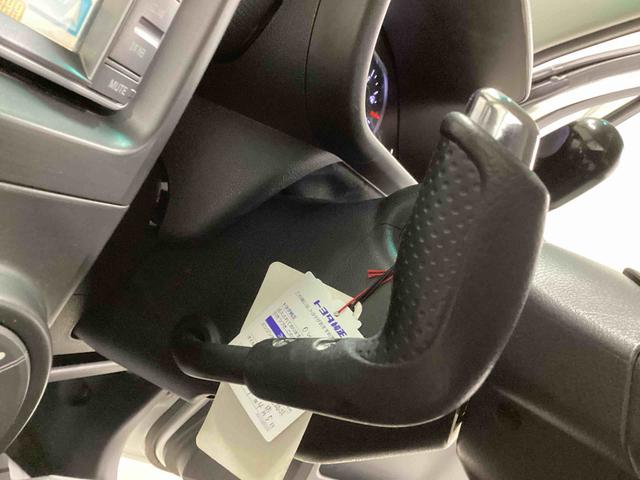 ピクシススペース カスタム　Ｇ　コラムシフト　電子カードキー　カーナビ　バックモニター　アルミホイール　フォグランプ　オートエアコン　運転席エアバッグ　助手席エアバッグ（11枚目）