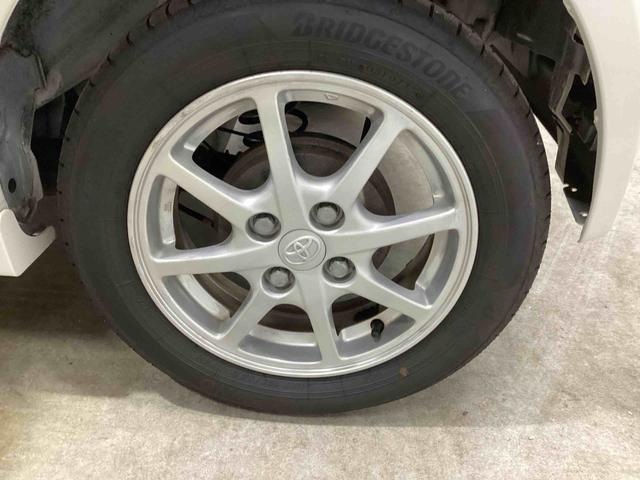 ピクシススペース カスタム　Ｇ　コラムシフト　電子カードキー　カーナビ　バックモニター　アルミホイール　フォグランプ　オートエアコン　運転席エアバッグ　助手席エアバッグ（20枚目）