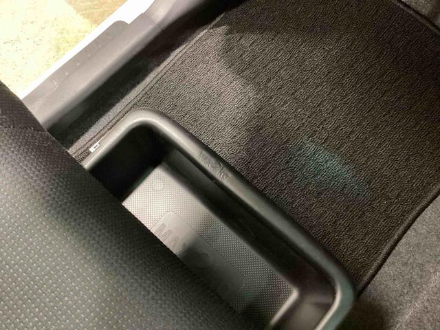 ピクシススペース カスタム　Ｇ　コラムシフト　電子カードキー　カーナビ　バックモニター　アルミホイール　フォグランプ　オートエアコン　運転席エアバッグ　助手席エアバッグ（38枚目）