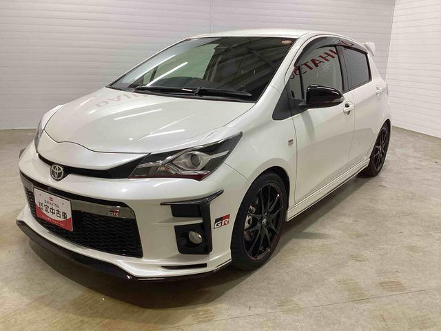 ヴィッツ GRスポーツ フロアCVT(パドルシフト) プッシュスタートスイッチ 電子カードキー カーナビ バックモニター ABS アルミホイール フォグランプ(7枚目)