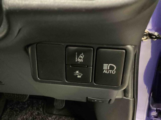 アクア Ｇ　フロアシフト　プッシュスタートスイッチ　電子カードキー　カーナビ　バックモニター　ＡＢＳ　アルミホイール　フォグランプ　ＥＴＣ車載器（32枚目）