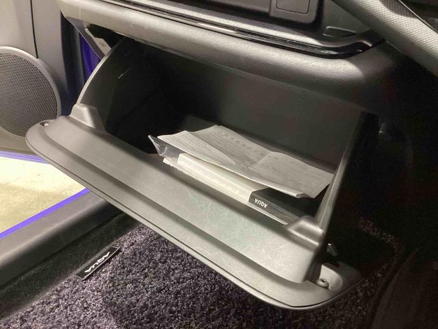 アクア Ｇ　フロアシフト　プッシュスタートスイッチ　電子カードキー　カーナビ　バックモニター　ＡＢＳ　アルミホイール　フォグランプ　ＥＴＣ車載器（40枚目）