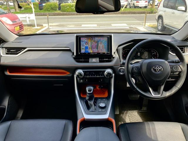 ＲＡＶ４ アドベンチャー　アッシュグレーメタリック２トーン　ブラインドスポットモニターセット　シートベンチレーション　インテリジェントクリアランスソナー　ＨＤＭＩ端子　純正ディーラー９インチナビフルセグＴＶ　＆バックカメラ（3枚目）