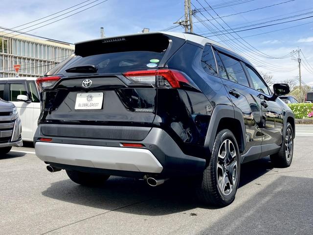 ＲＡＶ４ アドベンチャー　アッシュグレーメタリック２トーン　ブラインドスポットモニターセット　シートベンチレーション　インテリジェントクリアランスソナー　ＨＤＭＩ端子　純正ディーラー９インチナビフルセグＴＶ　＆バックカメラ（4枚目）