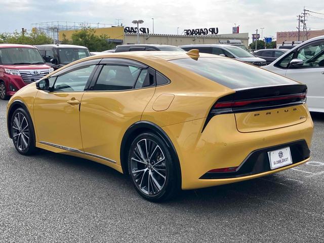 プリウス Z デジタルインナーミラー スペアタイヤ HDMI端子 パノラミックビューモニター トヨタチームメイト ステアリングヒーター ワイヤレス充電器 合皮スポーティーシート 12.3インチディスプレイオーディオ(6枚目)