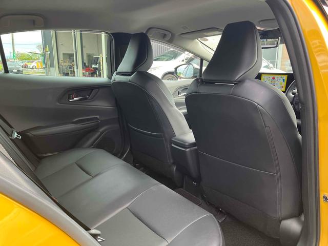 プリウス Z デジタルインナーミラー スペアタイヤ HDMI端子 パノラミックビューモニター トヨタチームメイト ステアリングヒーター ワイヤレス充電器 合皮スポーティーシート 12.3インチディスプレイオーディオ(24枚目)