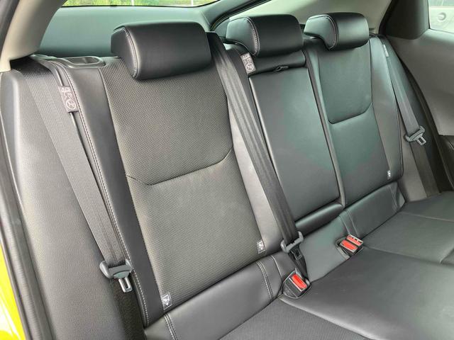 プリウス Z デジタルインナーミラー スペアタイヤ HDMI端子 パノラミックビューモニター トヨタチームメイト ステアリングヒーター ワイヤレス充電器 合皮スポーティーシート 12.3インチディスプレイオーディオ(25枚目)