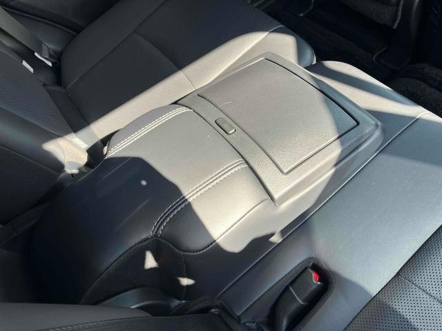 ランドクルーザープラド TX Lパッケージ マットブラックエディション 3列シート7人乗 マットブラックエディション ムーンルーフ クリアランス・バックソナー ブラックルーフレール アルパインBIGX9型カーナビ&バックカメラ ヘッドレストモニター 純正18インチアルミ(31枚目)