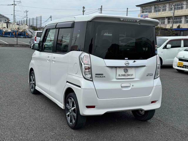 デイズルークス ハイウェイスター　Ｘ　Ｖセレクション　両側パワースライドドア／アラウンドビューモニター／ＬＥＤヘッドライト／エマージェンシーブレーキ／ＴＶキャンセラー／ナノイー付きリアシーリングファン／合皮クロスコンビシート／インテリジェントキー（9枚目）