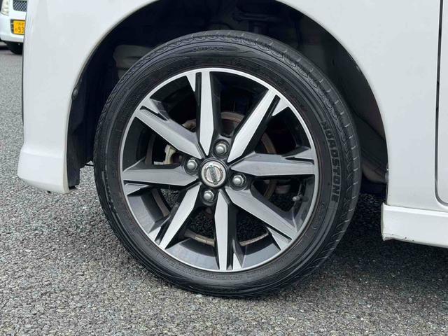 デイズルークス ハイウェイスター　Ｘ　Ｖセレクション　両側パワースライドドア／アラウンドビューモニター／ＬＥＤヘッドライト／エマージェンシーブレーキ／ＴＶキャンセラー／ナノイー付きリアシーリングファン／合皮クロスコンビシート／インテリジェントキー（11枚目）