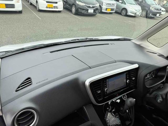 デイズルークス ハイウェイスター　Ｘ　Ｖセレクション　両側パワースライドドア／アラウンドビューモニター／ＬＥＤヘッドライト／エマージェンシーブレーキ／ＴＶキャンセラー／ナノイー付きリアシーリングファン／合皮クロスコンビシート／インテリジェントキー（39枚目）