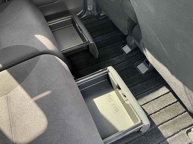 ムーヴキャンバス Ｇブラックインテリアリミテッド　ＳＡＩＩＩ　ストライプカラー（グレー）　スマートアシスト３　３６０°ＶＩＥＷスイッチ　寒冷地仕様　シートヒーター　両側パワースライドドア　ＬＥＤヘッドランプ＆フォグランプ　１４インチオプションホイールキャップ（27枚目）