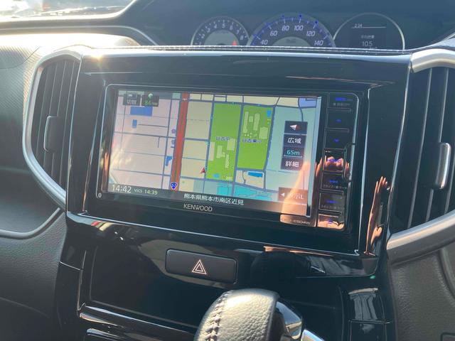 ナビ付き♪旅行やドライブも楽しいひと時！初めての道でも迷うことなくエスコートしてくれます。