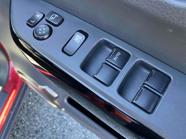 ハスラー ＪスタイルＩＩ　ユーザー下取車／ホワイトルーフ（オプション）／衝突被害軽減システム／ケンウッド７型フルセグＴＶ＆バックカメラ／Ｂｌｕｅｔｏｏｔｈ対応／ＨＩＤヘッドライト／アイドリングストップ／純正１５インチアルミ（18枚目）