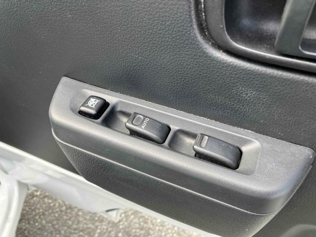 この度は当店のお車をご覧になっていただき、誠にありがとうございます。ぜひじっくりとご検討下さい。気軽にお問合せ・お見積りお待ちしております。