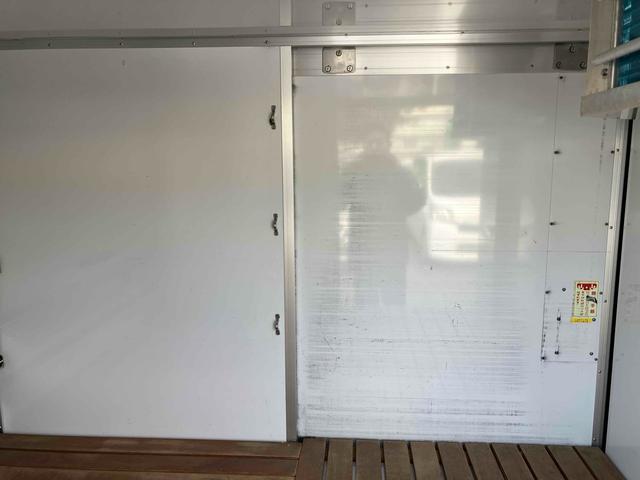 この度は当店のお車をご覧になっていただき、誠にありがとうございます。じっくり現車確認して頂けるよう、ご準備を致します！