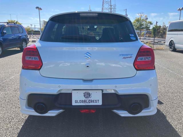 スイフトスポーツ ベースグレード ワンオーナー/後期モデル/純正エアロ/全方位モニター用カメラパッケージ/RMP17インチアルミホイール/ブラインドスポットモニター/セーフティサポート/純正8インチフルセグTV/LEDヘッドライト(5枚目)