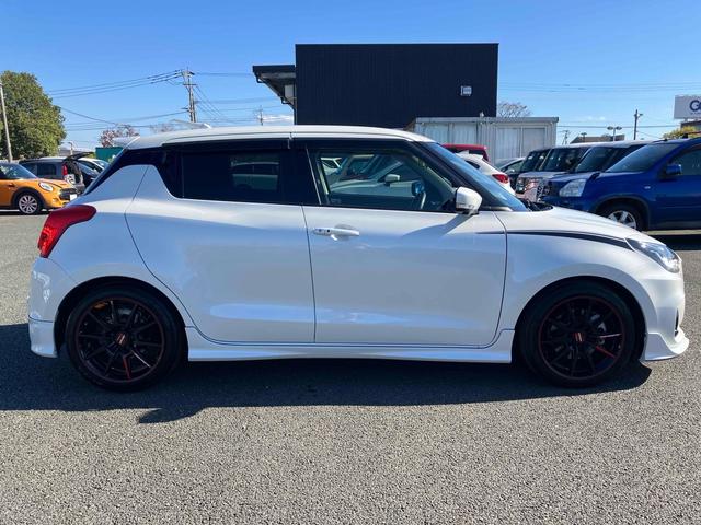 スイフトスポーツ ベースグレード ワンオーナー/後期モデル/純正エアロ/全方位モニター用カメラパッケージ/RMP17インチアルミホイール/ブラインドスポットモニター/セーフティサポート/純正8インチフルセグTV/LEDヘッドライト(7枚目)