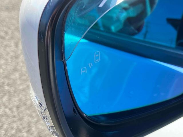 スイフトスポーツ ベースグレード ワンオーナー/後期モデル/純正エアロ/全方位モニター用カメラパッケージ/RMP17インチアルミホイール/ブラインドスポットモニター/セーフティサポート/純正8インチフルセグTV/LEDヘッドライト(12枚目)