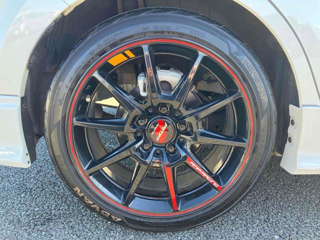 スイフトスポーツ ベースグレード ワンオーナー/後期モデル/純正エアロ/全方位モニター用カメラパッケージ/RMP17インチアルミホイール/ブラインドスポットモニター/セーフティサポート/純正8インチフルセグTV/LEDヘッドライト(14枚目)