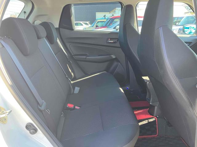 スイフトスポーツ ベースグレード ワンオーナー/後期モデル/純正エアロ/全方位モニター用カメラパッケージ/RMP17インチアルミホイール/ブラインドスポットモニター/セーフティサポート/純正8インチフルセグTV/LEDヘッドライト(19枚目)