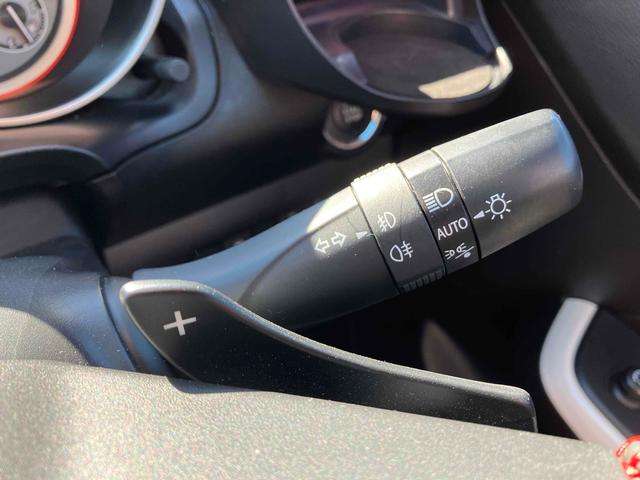 スイフトスポーツ ベースグレード ワンオーナー/後期モデル/純正エアロ/全方位モニター用カメラパッケージ/RMP17インチアルミホイール/ブラインドスポットモニター/セーフティサポート/純正8インチフルセグTV/LEDヘッドライト(29枚目)