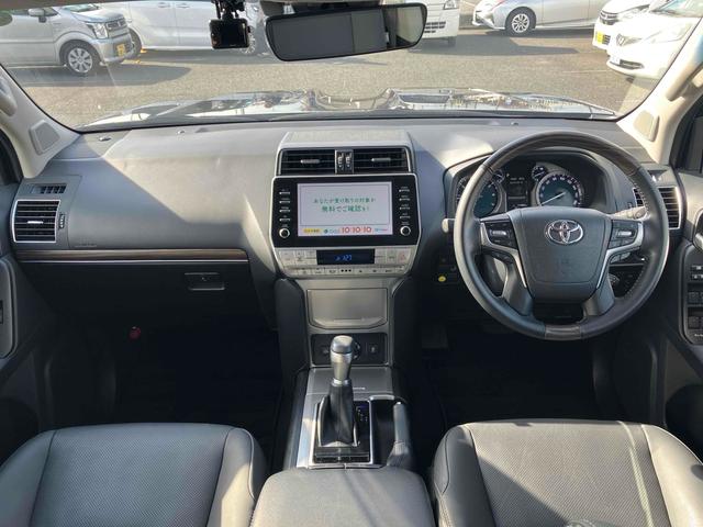 ランドクルーザープラド TX Lパッケージ Tコネクトナビ9インチディスプレイオーディオ/パノラミックビューモニター/クリアランスソナー・バックソナー/ブラックルーフレール/ブラインドスポットモニター/オプション19インチアルミホイール(2枚目)