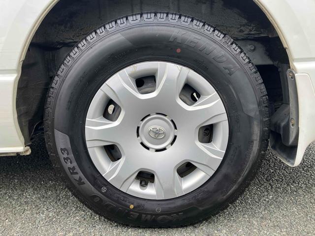 ハイエースワゴン グランドキャビン 10人乗/バックモニターセット/助手席側パワースライドドア/リアクーラー/リアヒーター/15インチホイールキャップ/ハロゲンヘッドライト/スマートキー&プッシュスタート/ETC/カーオーディオ(12枚目)