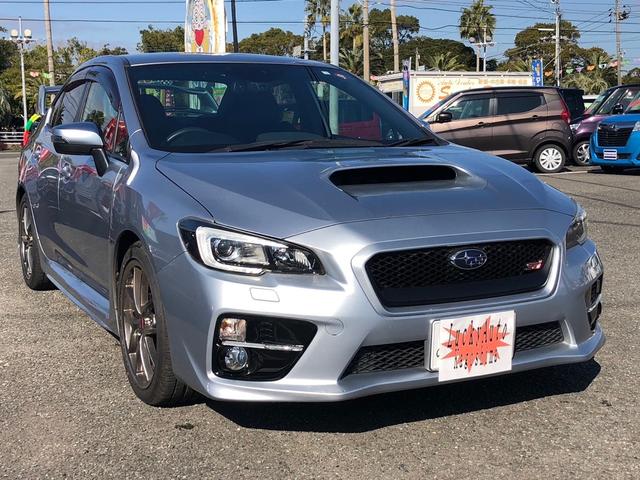 ＳＴＩ　タイプＳ　４ＷＤ　６速　純正ナビ　フルセグ　ＢＢＳ純正１８インチ　黒赤ハーフレザー　サイド＆バックカメラ　Ｂｌｕｅｔｏｏｔｈ　パワーシート　ＬＥＤヘッドライト　ＥＴＣ　トランクスポイラー　ＢＳＭ(3枚目)