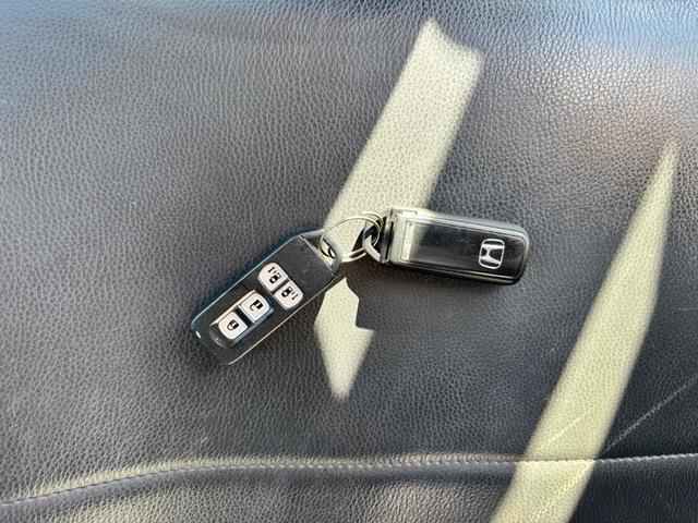 N-BOX G ターボSSパッケージ ナビ バックカメラ USB パドルシフト 両側電動スライドドア ナビ オートクルーズコントロール オートライト HID スマートキー アイドリングストップ 電動格納ミラー ベンチシート(14枚目)