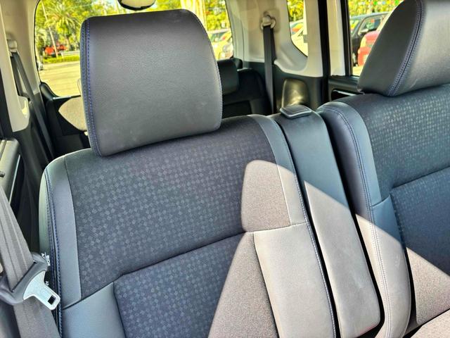 N-BOXカスタム G ターボSSブラックスタイルパッケージ パドルシフト 両側電動スライドドア ナビ TV バックモニター ETC ハーフレザー 衝突被害軽減システム オートライト HID スマートキー アイドリングストップ 電動格納ミラー シートヒーター(34枚目)