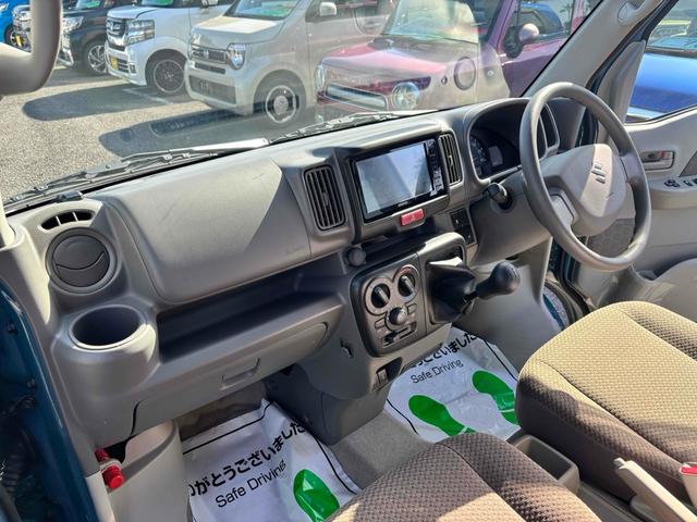 エブリイ ジョイン　５速マニュアル　両側スライドドア　ナビ　フルセグＴＶ　ＢＴ　ＤＶＤ　クリアランスソナー　レーンアシスト　衝突被害軽減システム　ＬＥＤヘッドランプ　電動格納ミラー　シートヒーター　　盗難防止システム（30枚目）