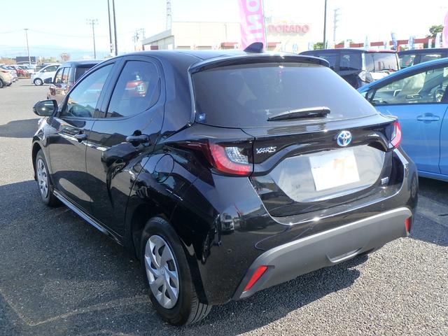 ヤリス ハイブリッドG ドライブレコーダー ETC ナビ バックカメラ LEDヘッドライト ブレーキサポート レーンサポート クルーズコントロール スマートキー プッシュスタート オートライト オートエアコン 電動格納ミラー(5枚目)