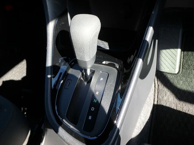 ヤリス ハイブリッドG ドライブレコーダー ETC ナビ バックカメラ LEDヘッドライト ブレーキサポート レーンサポート クルーズコントロール スマートキー プッシュスタート オートライト オートエアコン 電動格納ミラー(11枚目)