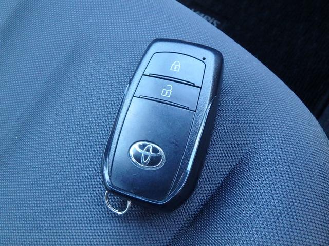 ヤリス ハイブリッドG ドライブレコーダー ETC ナビ バックカメラ LEDヘッドライト ブレーキサポート レーンサポート クルーズコントロール スマートキー プッシュスタート オートライト オートエアコン 電動格納ミラー(43枚目)